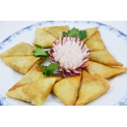 Empanadas fritas con curry y verdura (10P)