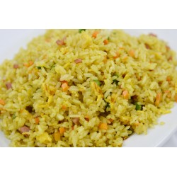 Arroz frito con curry y ternera