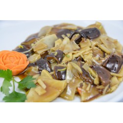 Bambu y setas chinas